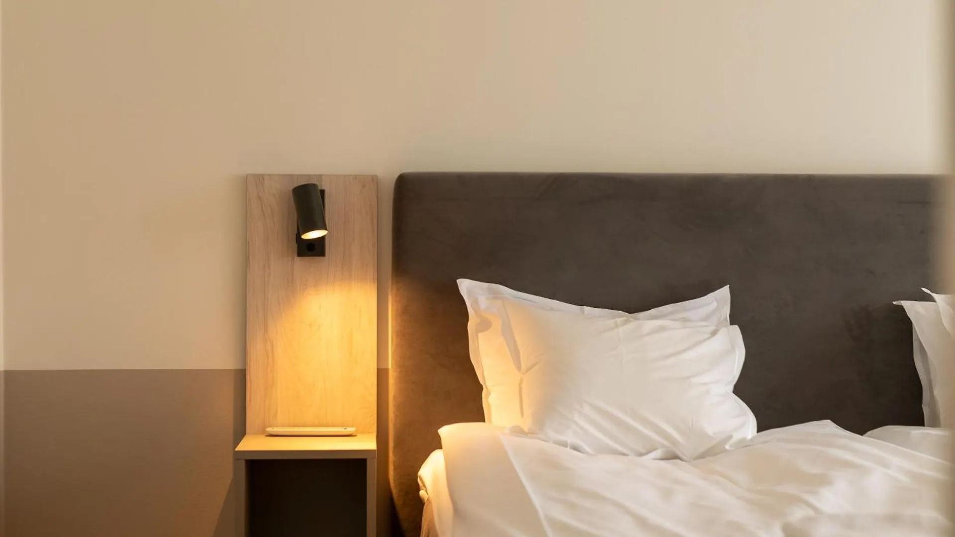 ***  Solna Park & Hotel Sweden