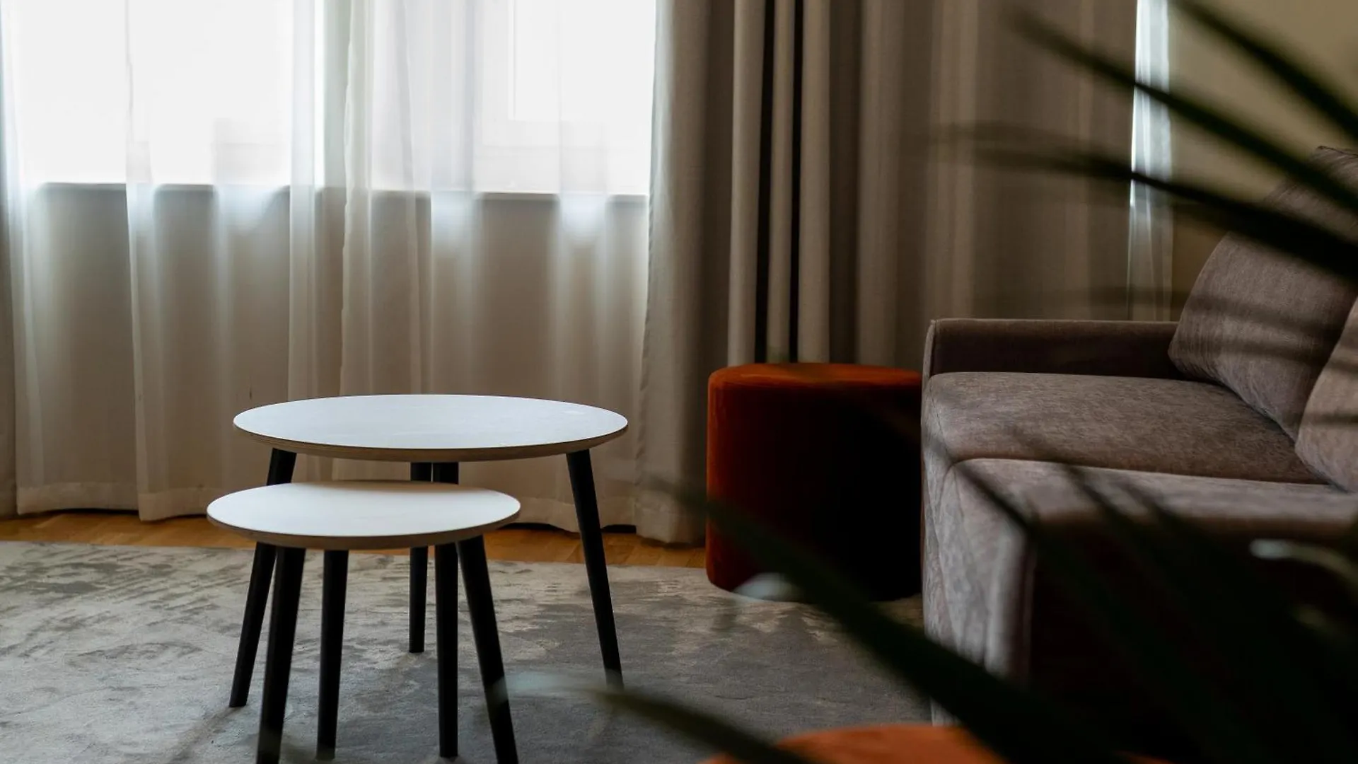 Solna Park & Hotel 3*,